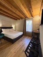 Malvezzi24 Boutique Rooms