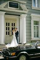 Twenties Hotel