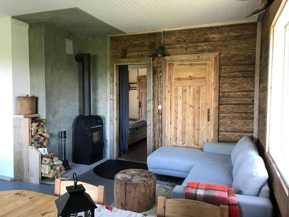 Cozy Stuga With Mountain & Northern Lights View