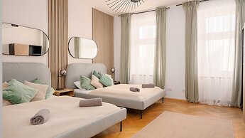 Designer Apartments - Near Danube
