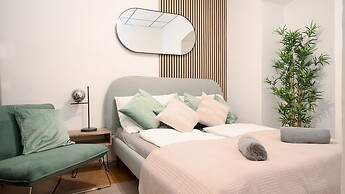 Designer Apartments - Near Danube