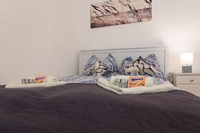 Designer Apartments - Near Danube