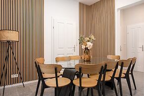 Designer Apartments - Near Danube