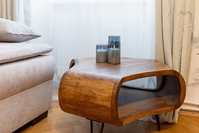 Designer Apartments - Near Danube