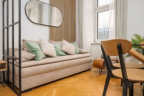 Designer Apartments - Near Danube