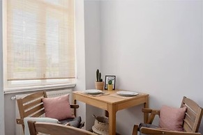 Designer Apartments - Near Danube