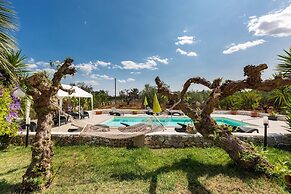 3635 Villa Dolce - App 2 by Barbarhouse
