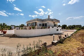 3635 Villa Dolce - App 2 by Barbarhouse