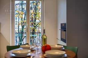 Canvas House by Fragola Collection
