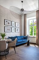 Canvas House by Fragola Collection