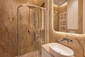 Canvas House by Fragola Collection