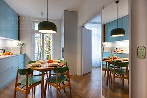 Canvas House by Fragola Collection