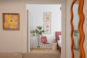Canvas House by Fragola Collection