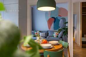 Canvas House by Fragola Collection