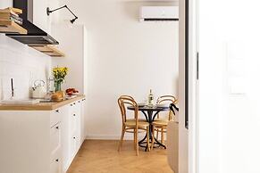 Canvas House by Fragola Collection