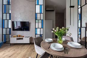Canvas House by Fragola Collection