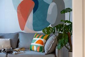 Canvas House by Fragola Collection