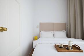 Canvas House by Fragola Collection