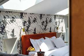 Canvas House by Fragola Collection
