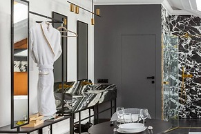 Canvas House by Fragola Collection
