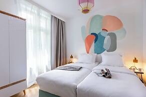 Canvas House by Fragola Collection