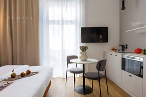 Canvas House by Fragola Collection