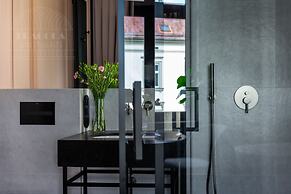 Canvas House by Fragola Collection