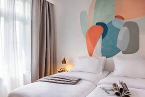 Canvas House by Fragola Collection