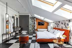 Canvas House by Fragola Collection