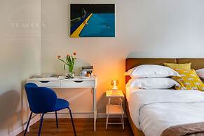 Canvas House by Fragola Collection