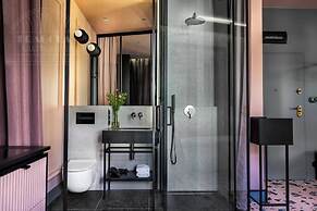Canvas House by Fragola Collection