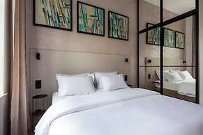 Canvas House by Fragola Collection