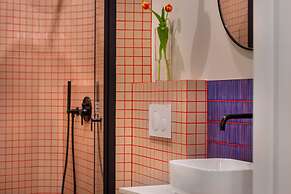 Canvas House by Fragola Collection