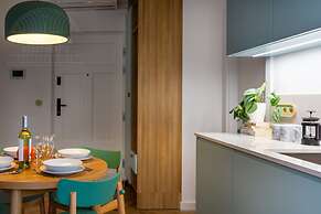 Canvas House by Fragola Collection