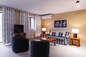 Mont Blanc Hotel & Condos