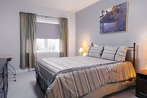 Mont Blanc Hotel & Condos