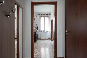 Venice Grand Canal Style Apt 3 - Locz