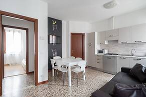 Venice Grand Canal Style Apt 3 - Locz
