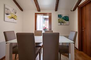 Herion Palace Apt 3 by Wonderful Italy