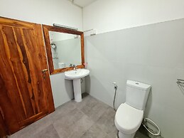 Hambantota Beach Hotel