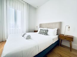 Vibrant Host - Bonfim