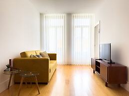 Vibrant Host - Bonfim