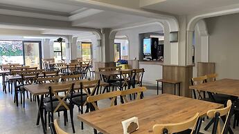 Medos Hotel
