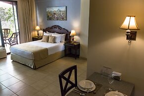Los Altos Apartments & Studios