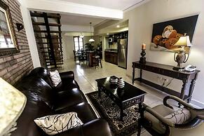 Los Altos Apartments & Studios