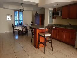 Los Altos Apartments & Studios
