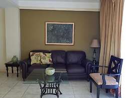 Los Altos Apartments & Studios