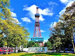 the b sapporo