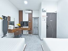 Capital O 90882 Padi Hotel