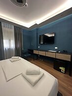 Peaky Hotel